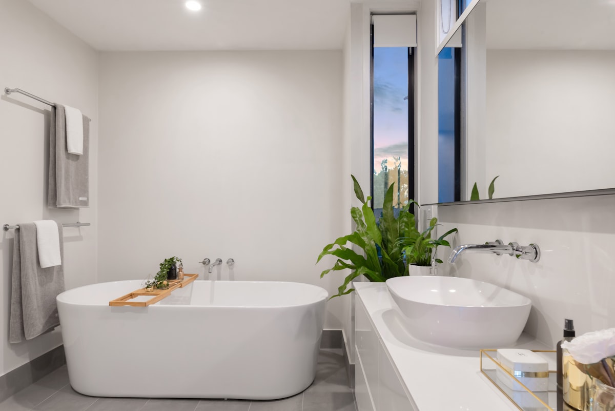 Primary bathroom remodel — Pinecrest